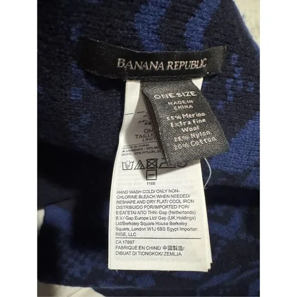 Banana Republic NWT blue snow flake polka dot print scarf wool cotton blend
